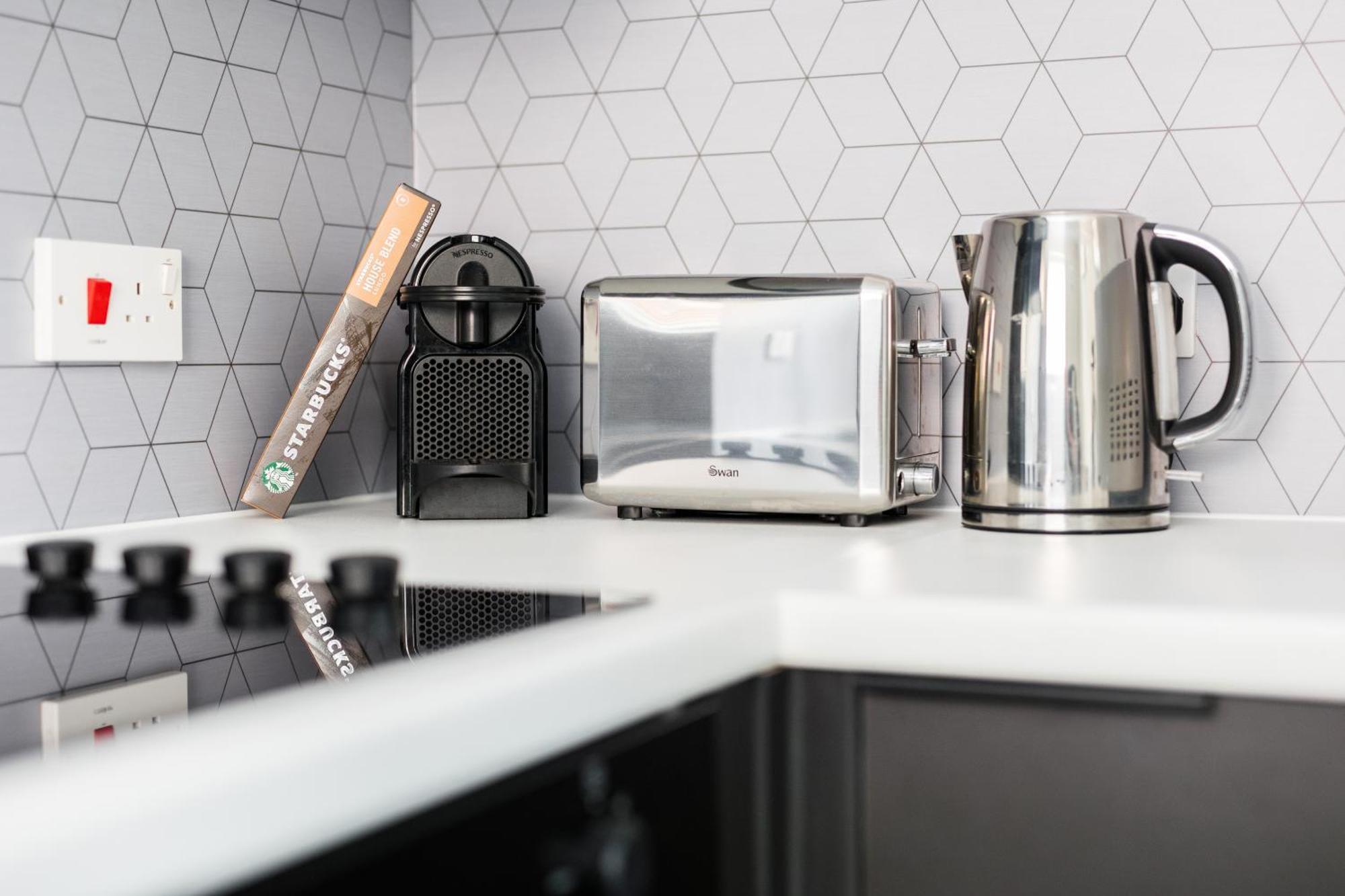 Modern 2-Bedroom Apartments With Free Parking In Leamington Spa Kültér fotó