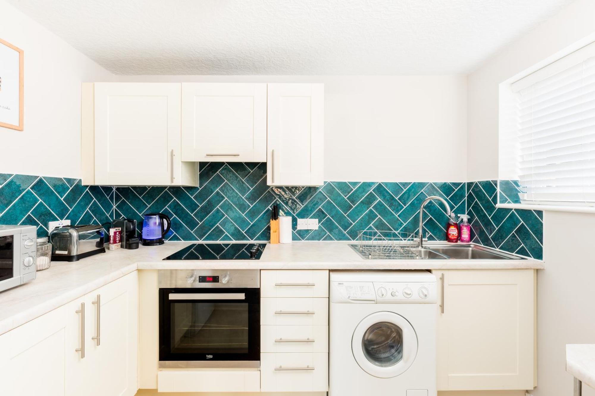 Modern 2-Bedroom Apartments With Free Parking In Leamington Spa Kültér fotó