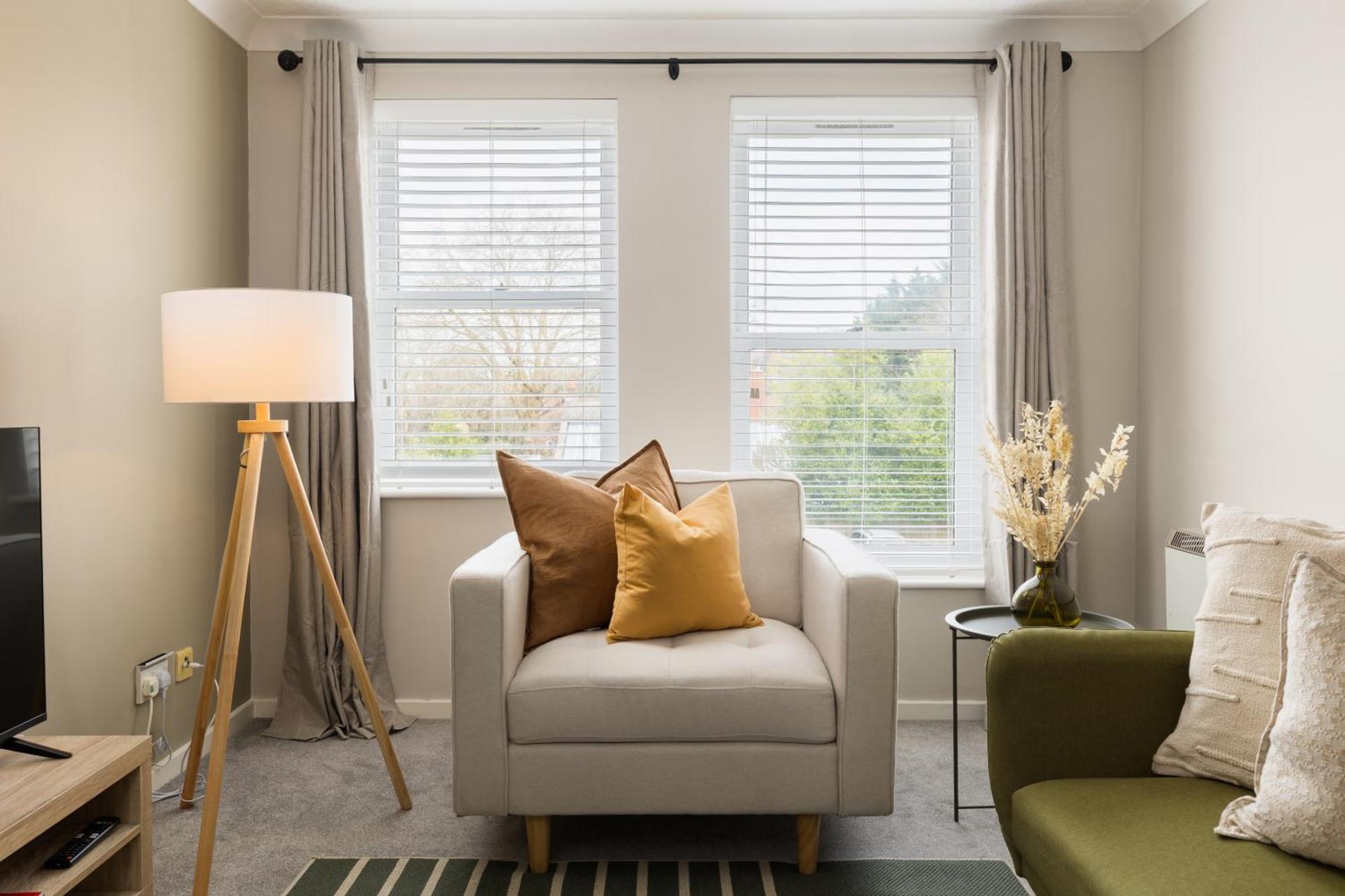 Modern 2-Bedroom Apartments With Free Parking In Leamington Spa Kültér fotó