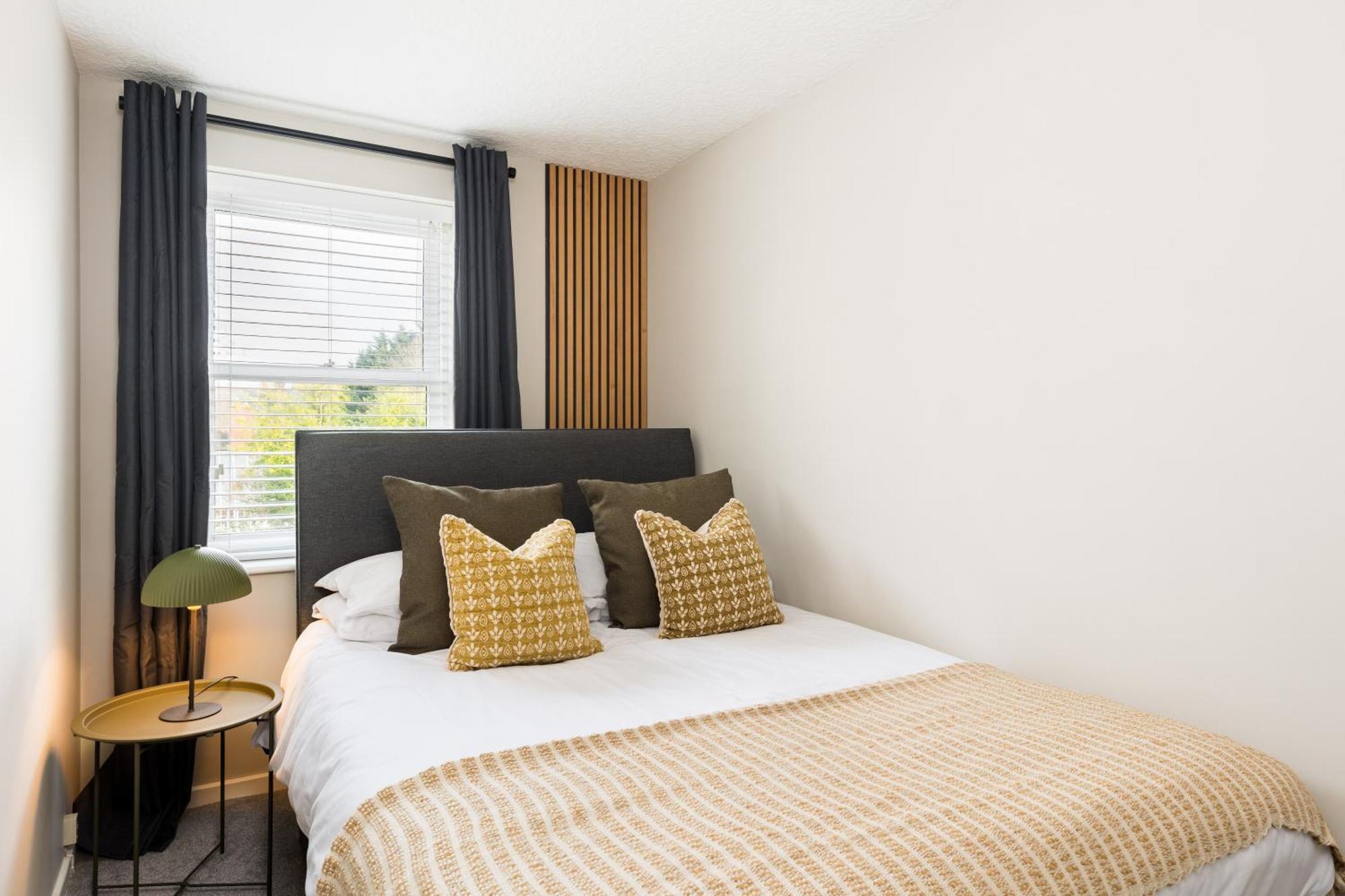Modern 2-Bedroom Apartments With Free Parking In Leamington Spa Kültér fotó