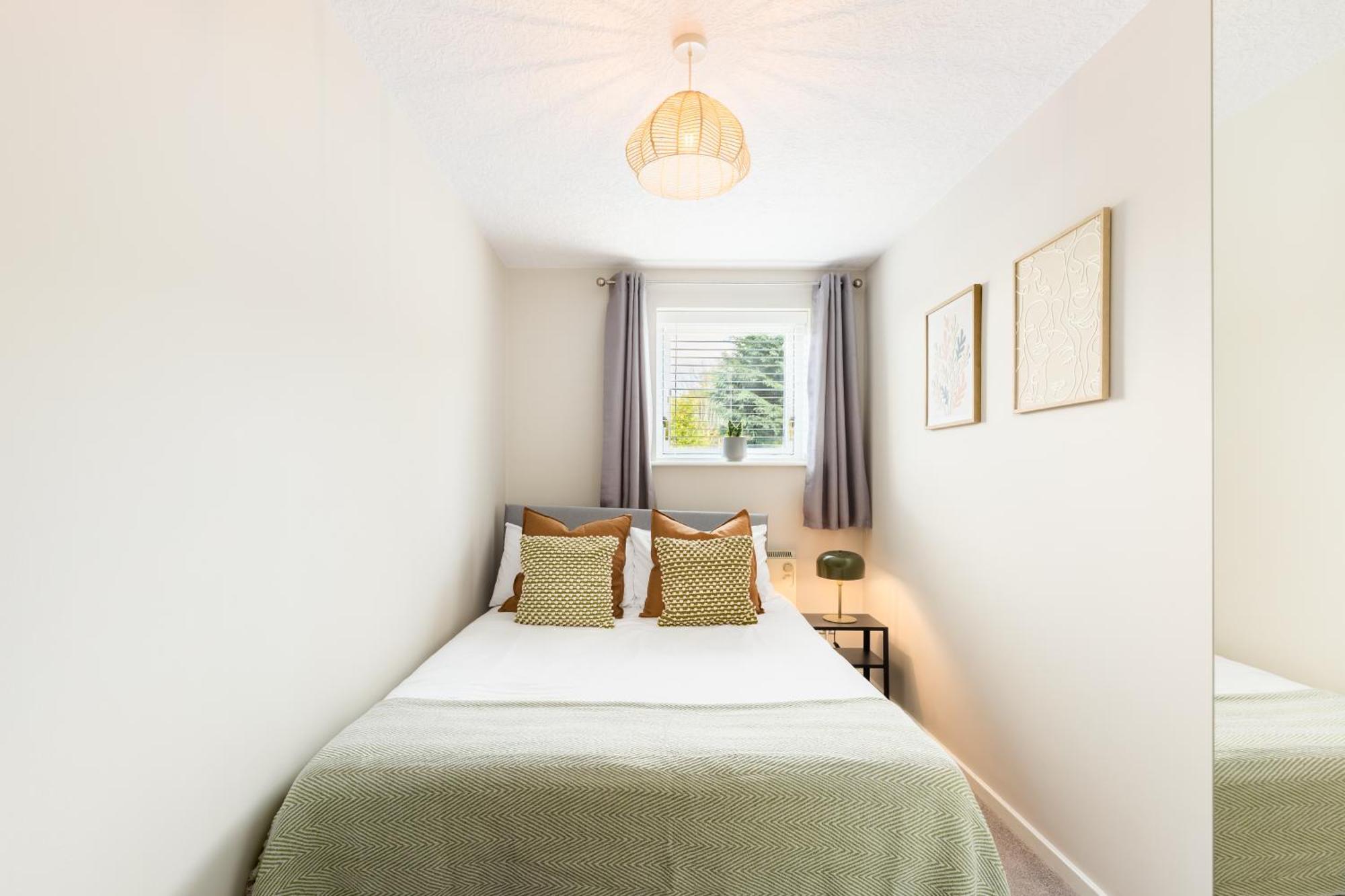 Modern 2-Bedroom Apartments With Free Parking In Leamington Spa Kültér fotó