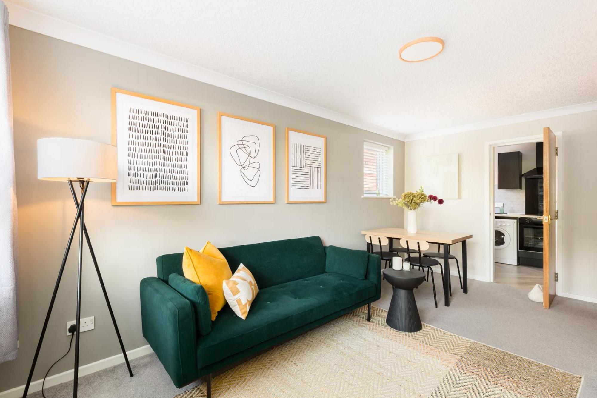 Modern 2-Bedroom Apartments With Free Parking In Leamington Spa Kültér fotó